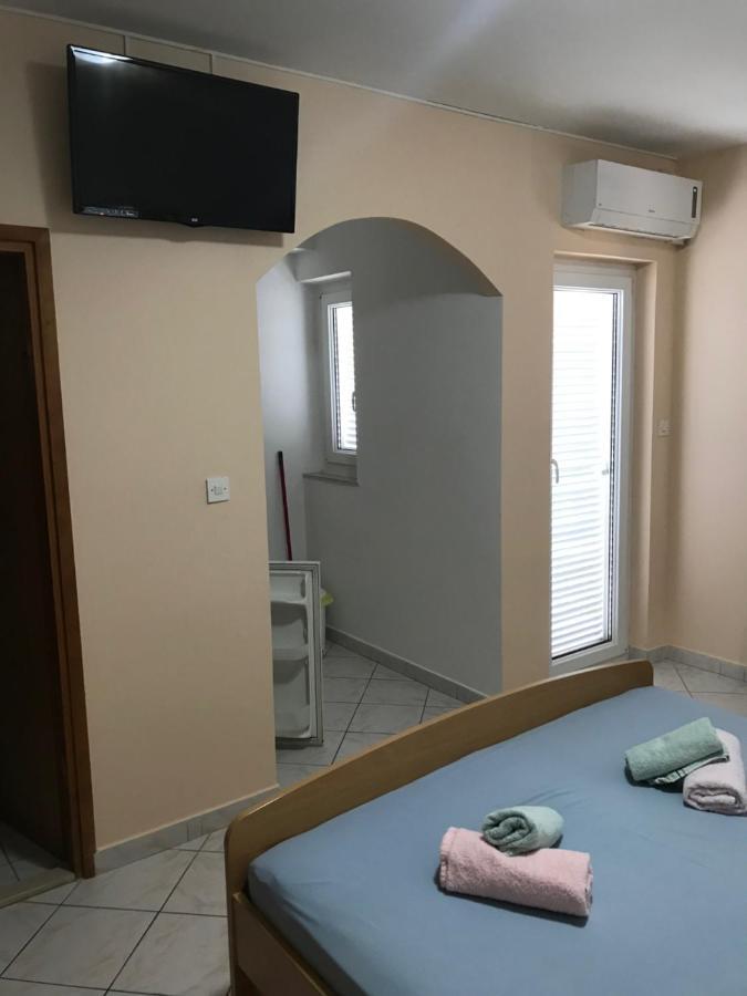 Apartments Neva & Neva Beach House 스리마 외부 사진